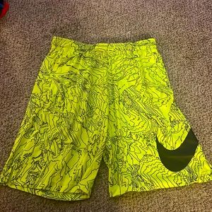 Nike volt gym shorts big swoosh size large